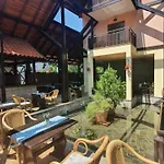 Hotel Bora